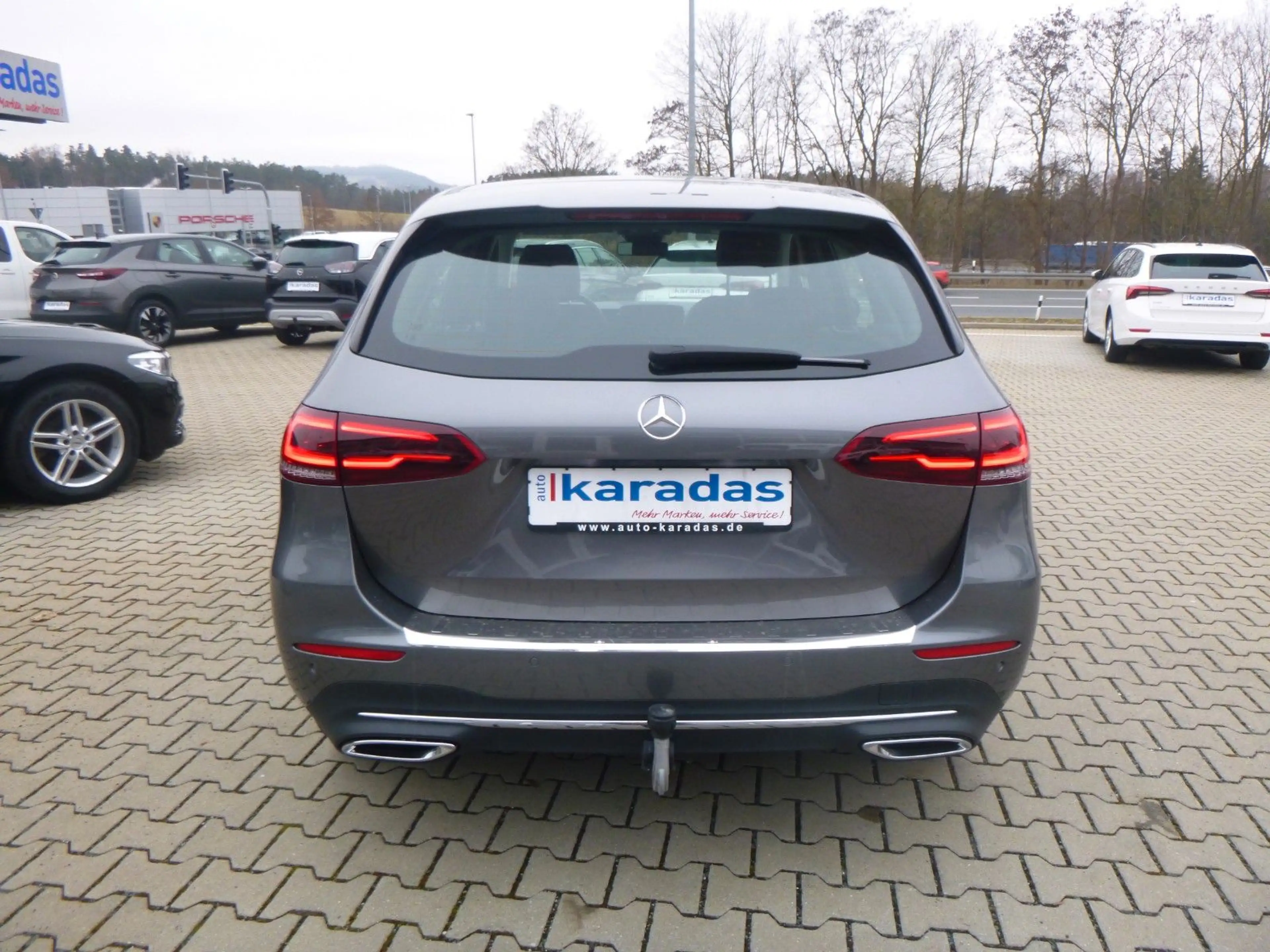 Mercedes-Benz B 180 AUT/AHK/NAV/KAM/PDC/LED — photo 8