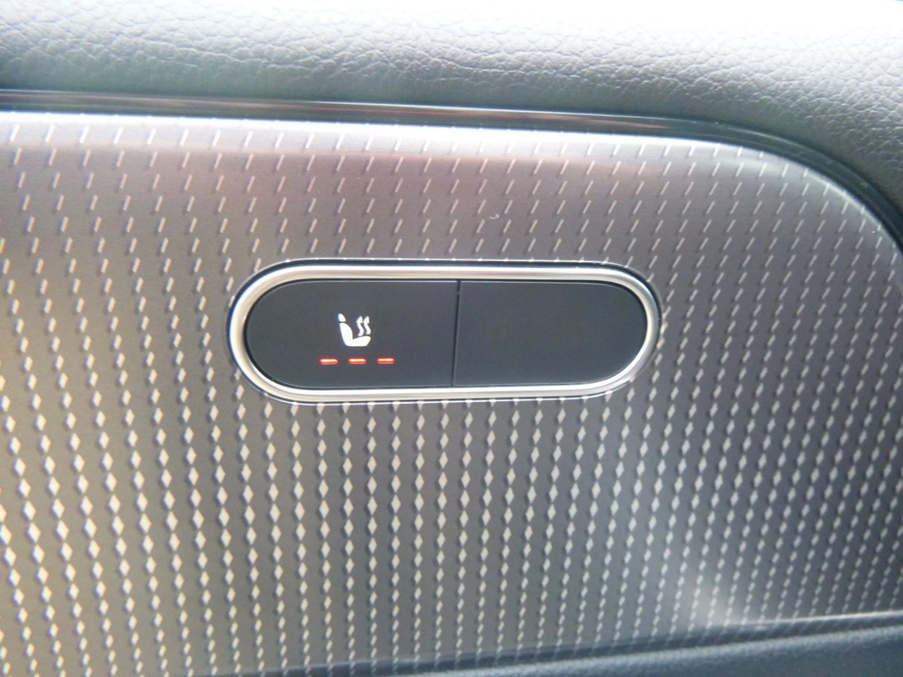 Mercedes-Benz B 180 AUT/AHK/NAV/KAM/PDC/LED — photo 12