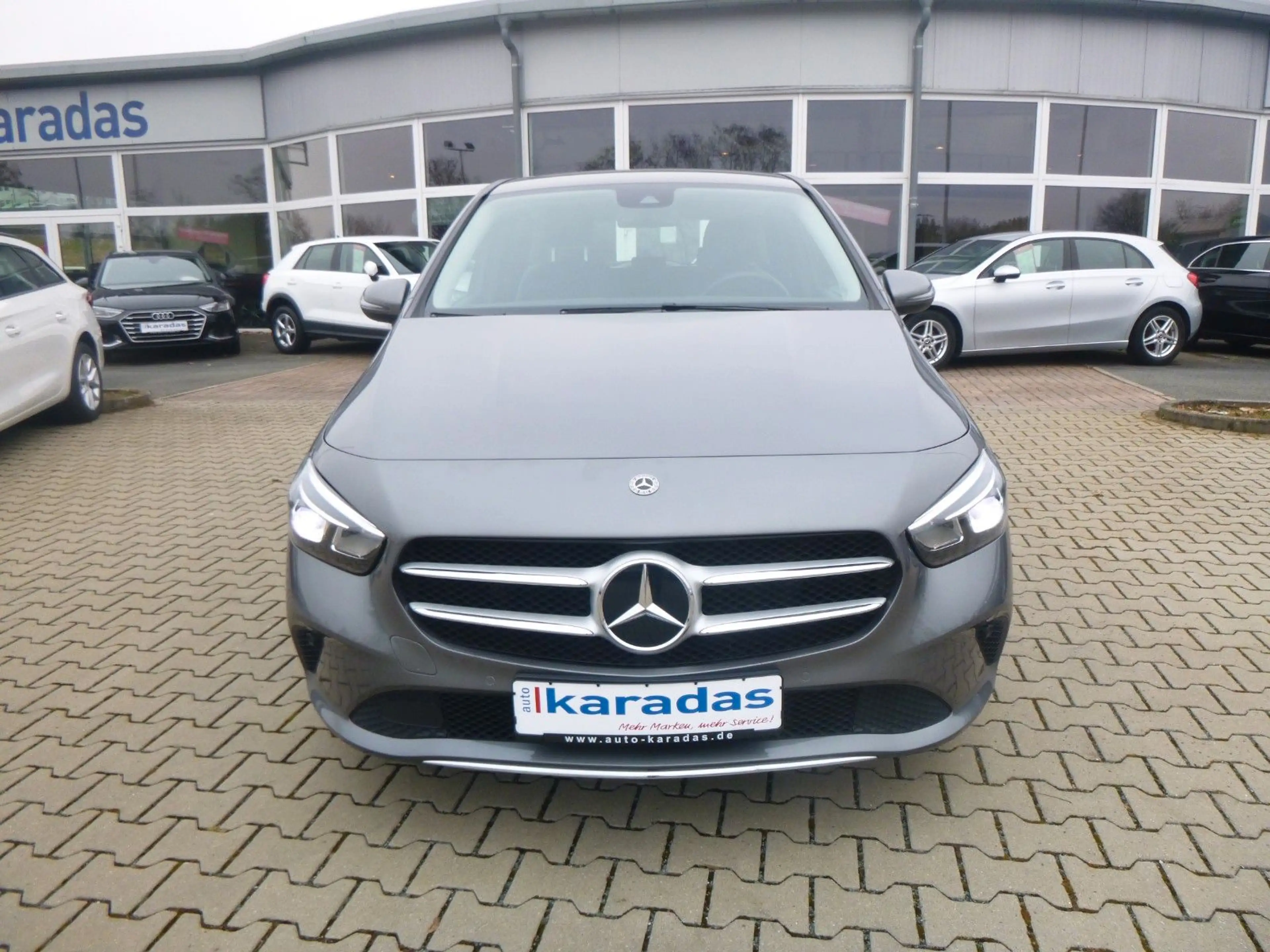 Mercedes-Benz B 180 AUT/AHK/NAV/KAM/PDC/LED — photo 3