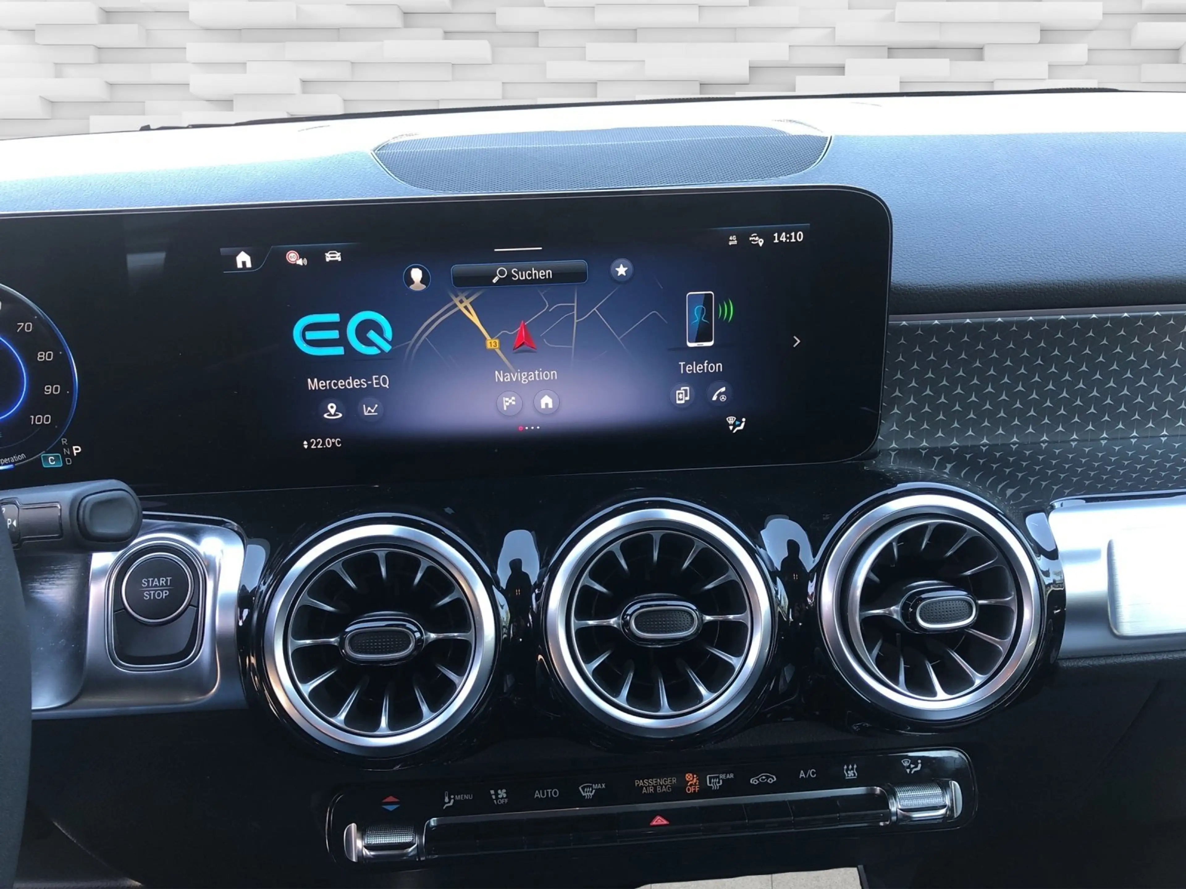 Mercedes-Benz EQB 250 + Progressive 7Sitz/Dist/Totw/Kamera/MBUX — photo 12