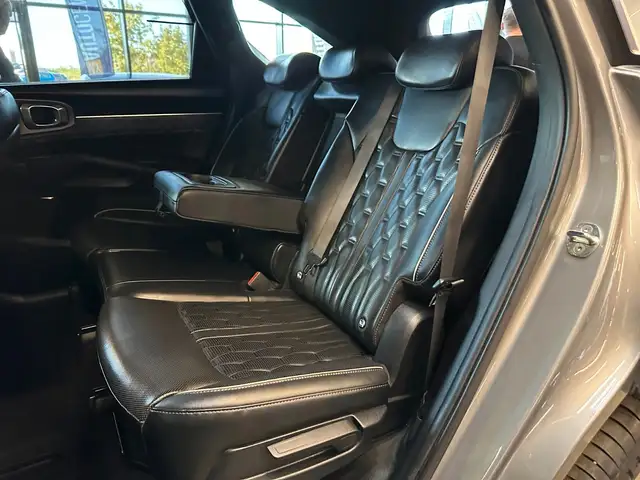Kia Sorento view 6