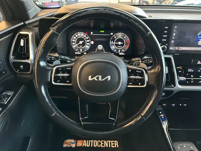 Kia Sorento view 8