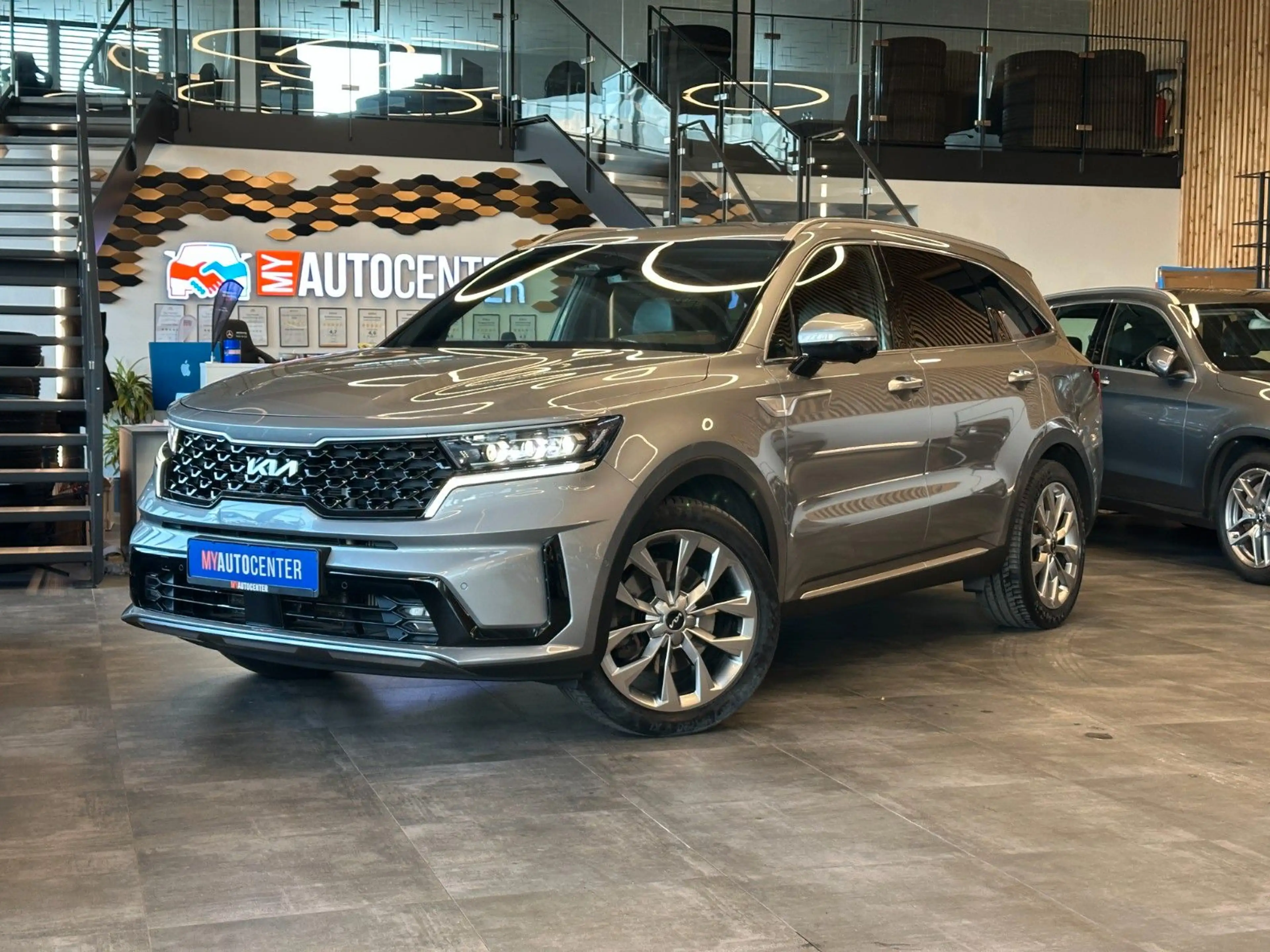 Kia Sorento *KEYLESS*MEMORY*HEADUP*360°TOTWINKEL(CAM)