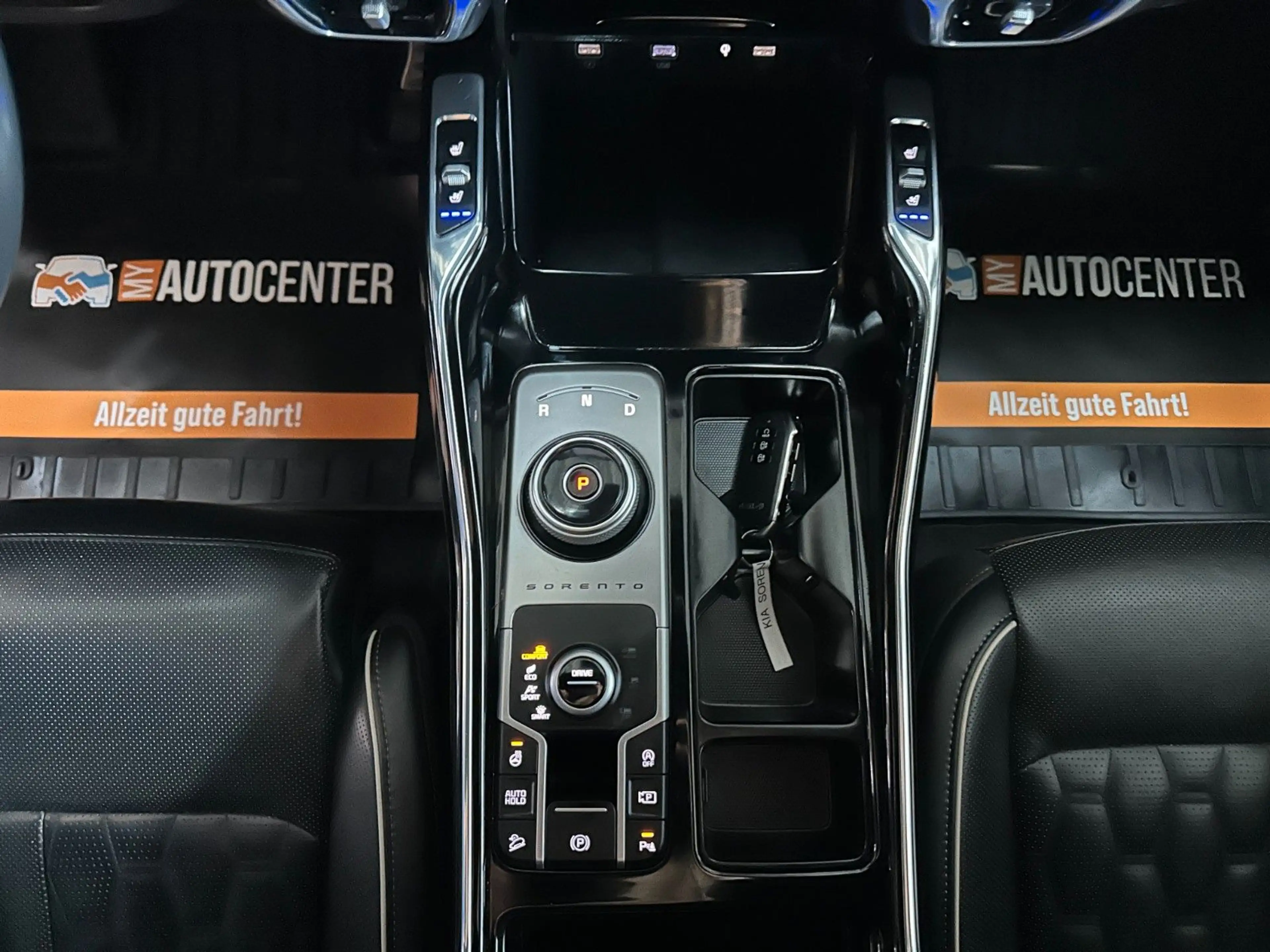 Kia Sorento *KEYLESS*MEMORY*HEADUP*360°TOTWINKEL(CAM) — photo 10