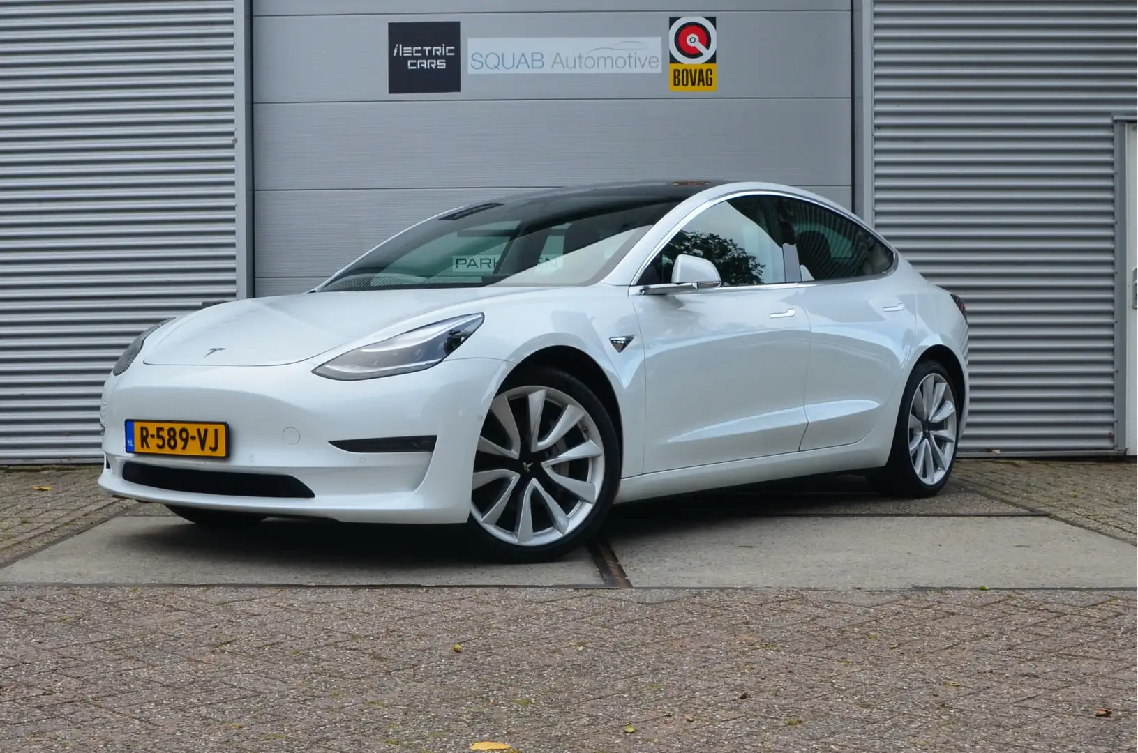 Tesla Model 3 Long Range AWD 75 kWh Trekhaak (max 1.000kg), 19" Weiß - 1
