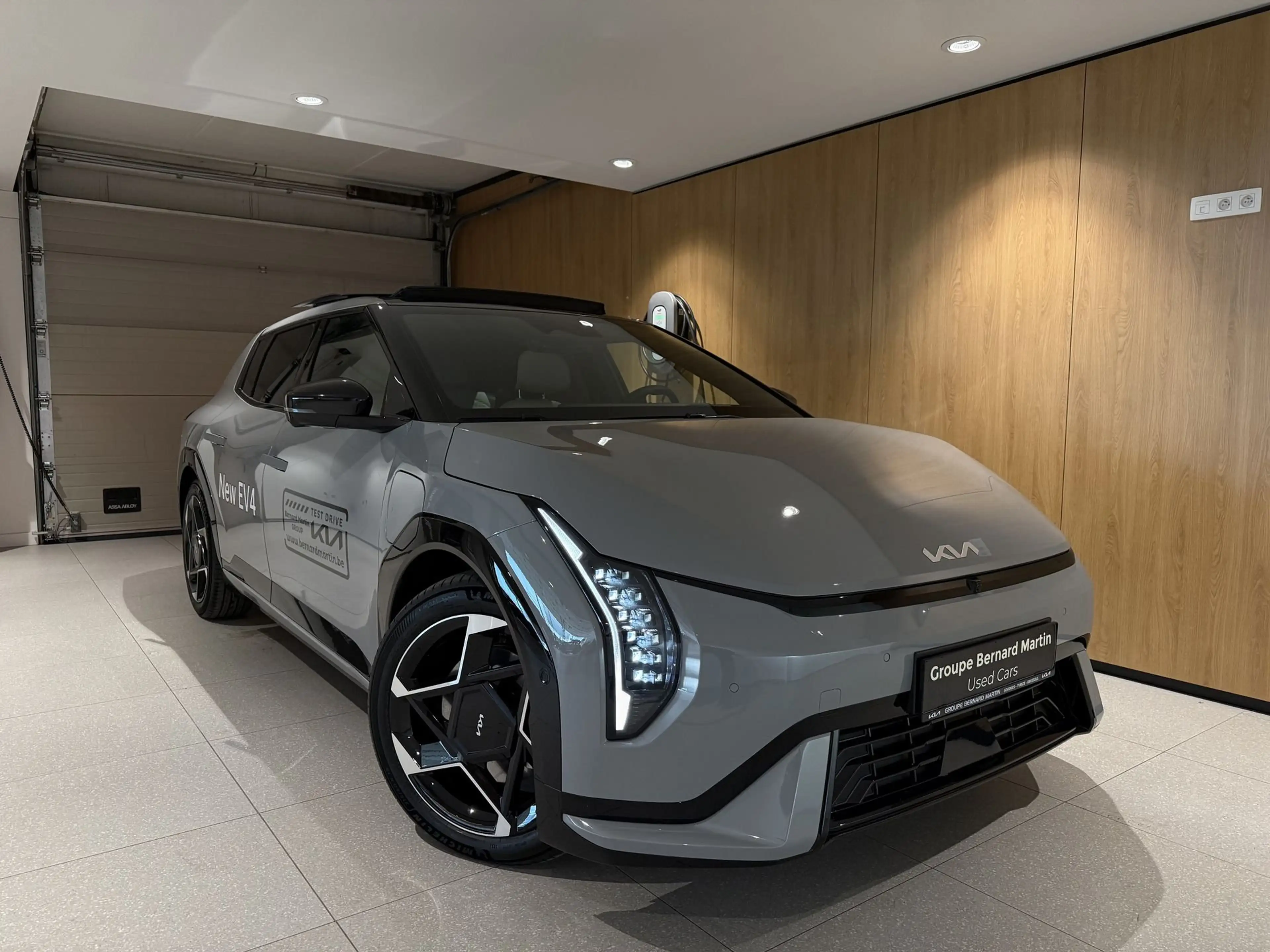 Kia EV4 GT Line + Pack Premium + Toit Ouvrant — photo 2