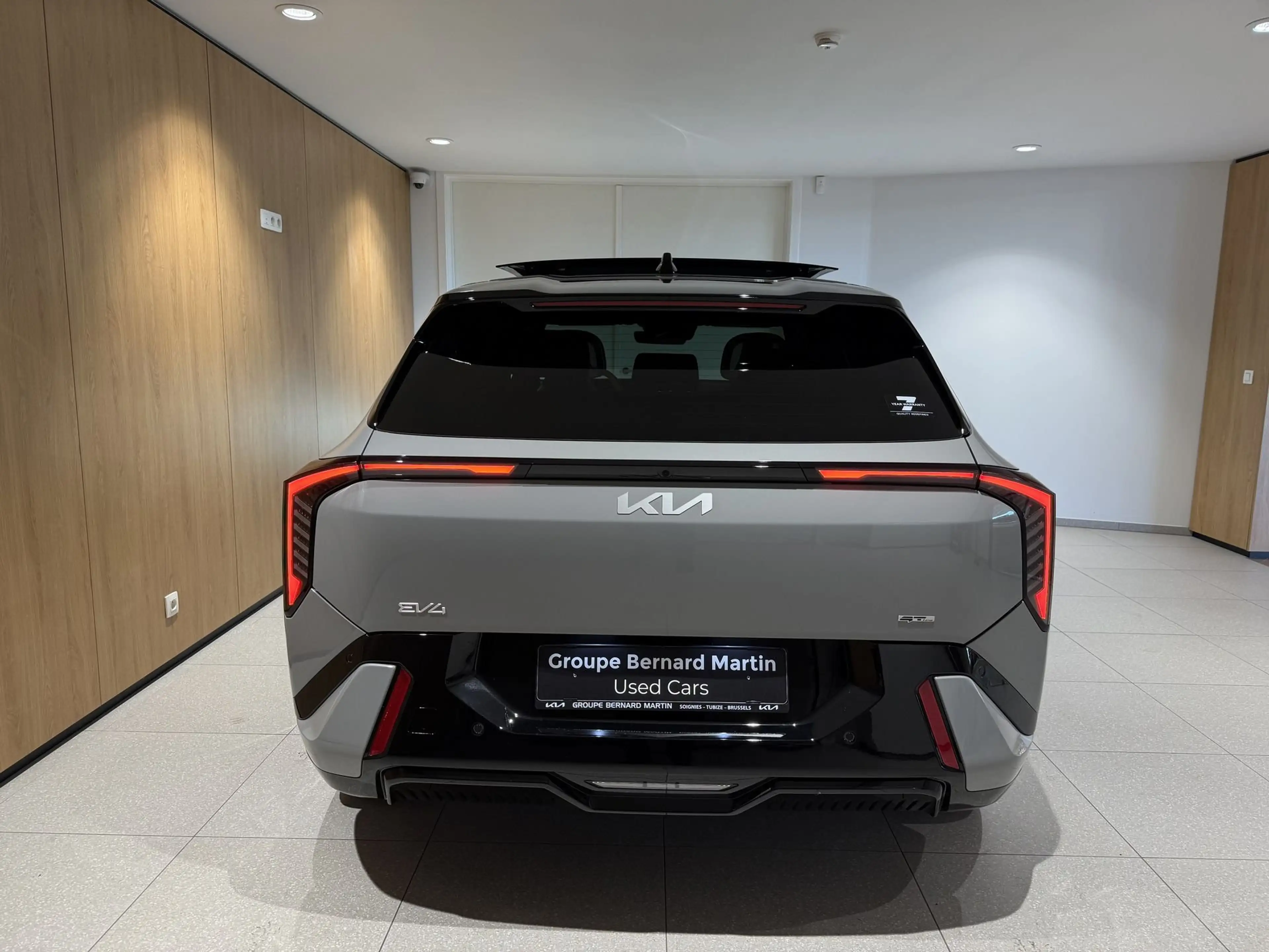Kia EV4 GT Line + Pack Premium + Toit Ouvrant — photo 4