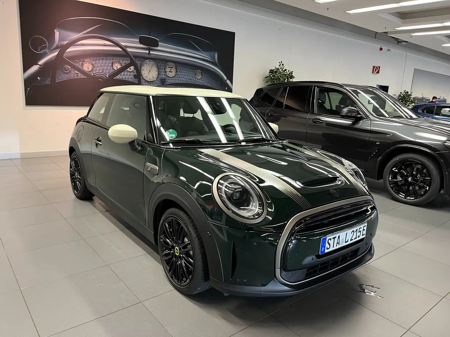 MINI Cooper SE MINI Cooper SE Resolute Edition | Vollausstattung Grün - 1