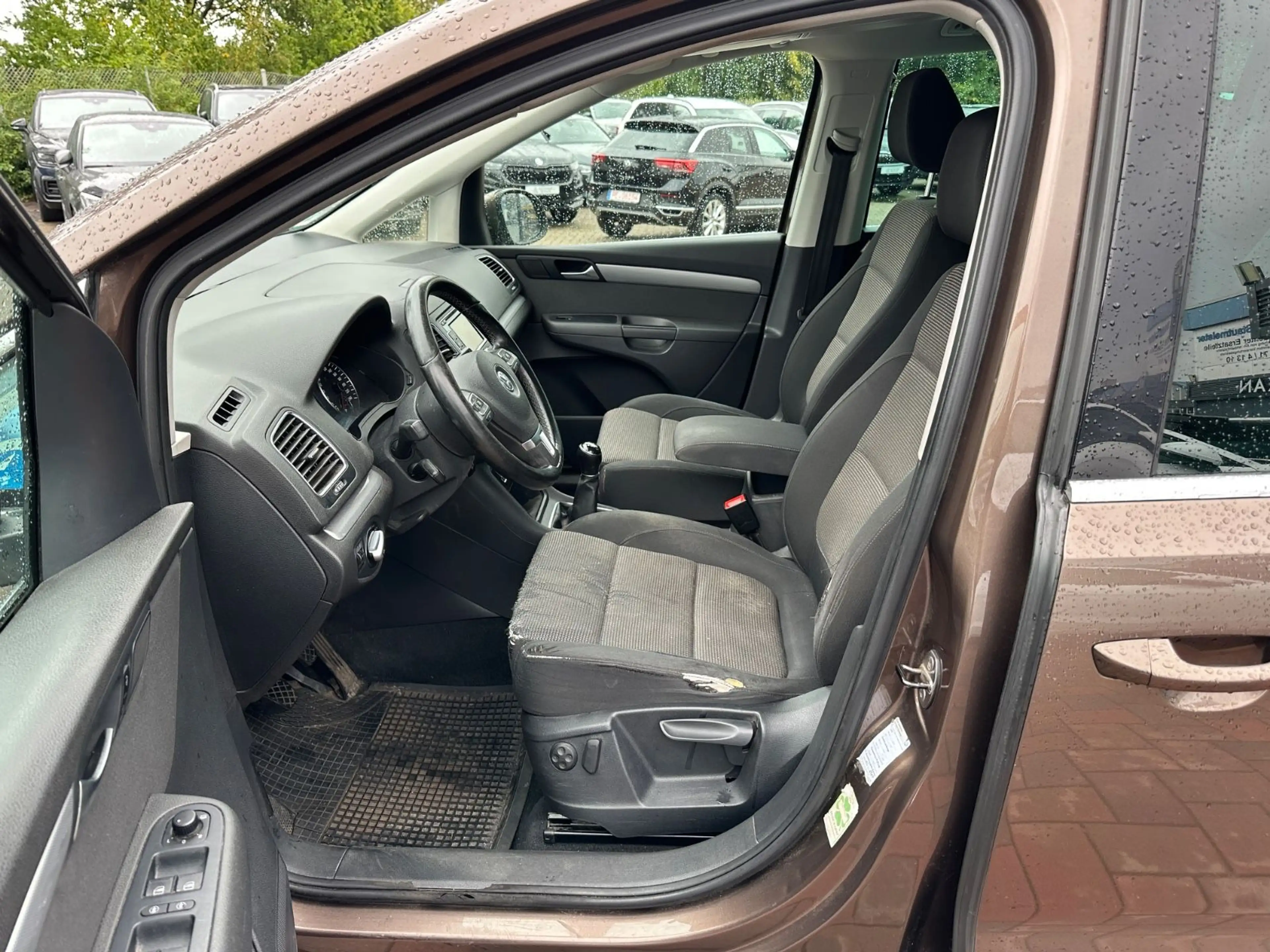 Volkswagen Sharan 2.0 TDI Comfortline*2.HAND*NAVI*7-SITZER* — photo 10
