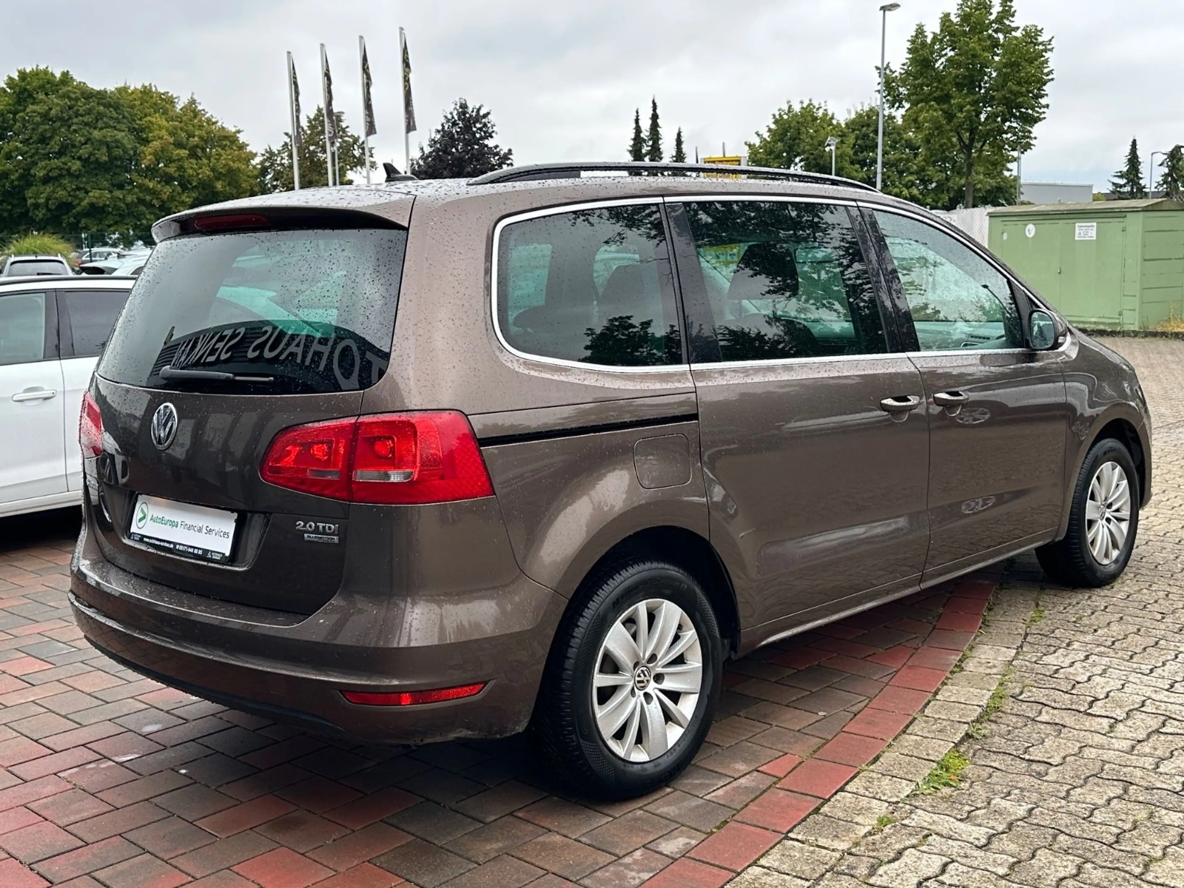 Volkswagen Sharan 2.0 TDI Comfortline*2.HAND*NAVI*7-SITZER* — photo 3