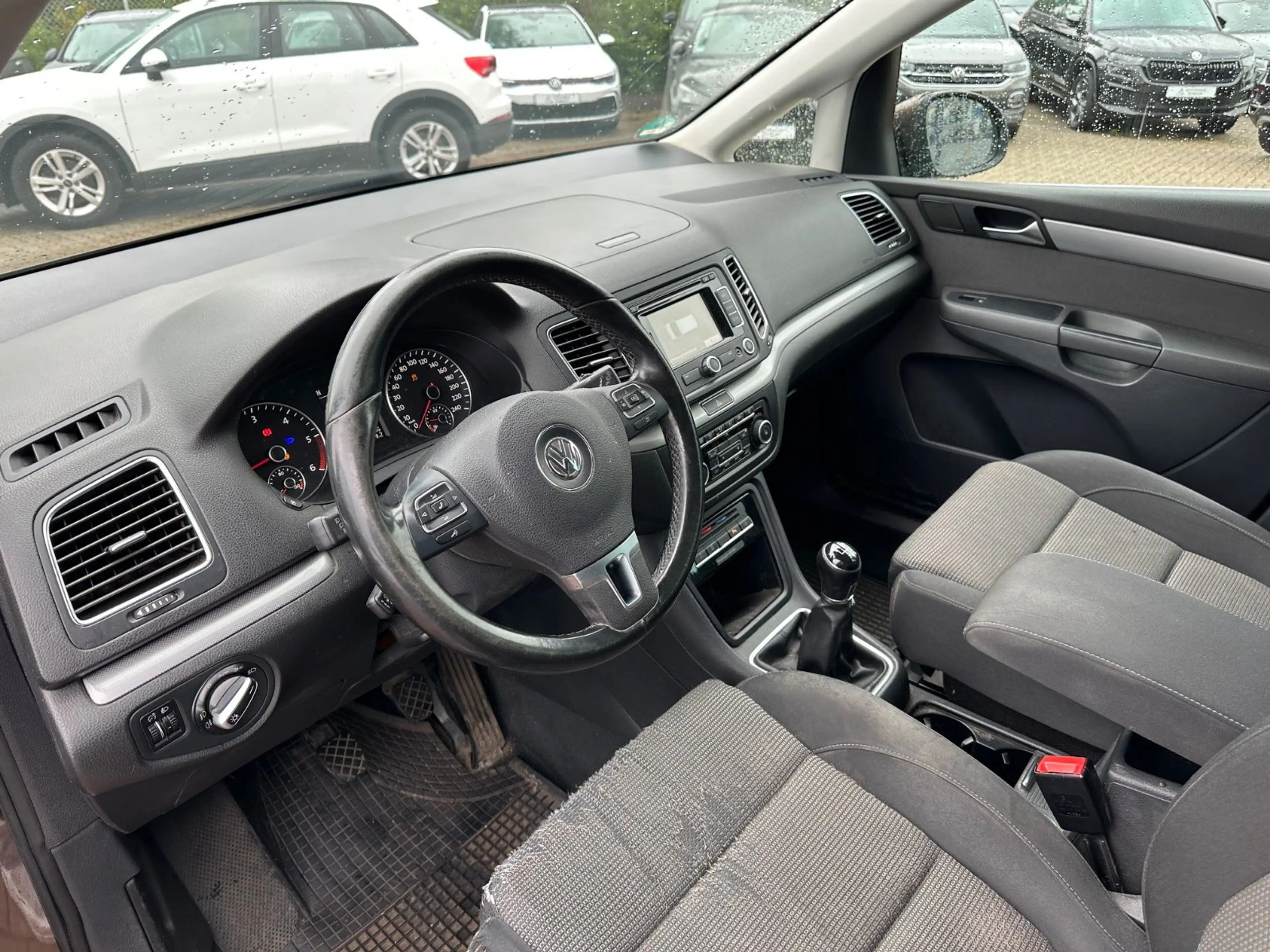 Volkswagen Sharan 2.0 TDI Comfortline*2.HAND*NAVI*7-SITZER* — photo 12