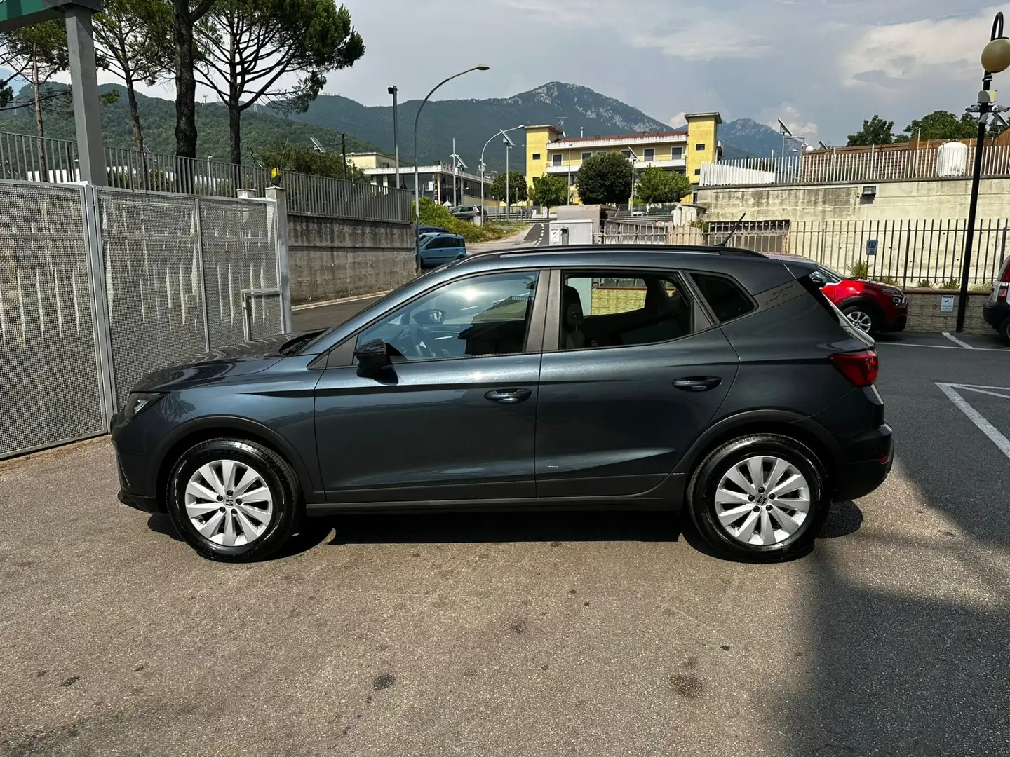 SEAT Arona 1.0 EcoTSI Style Grigio - 2