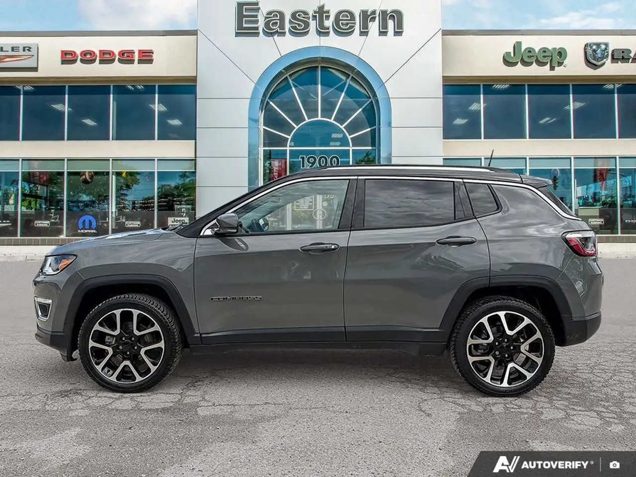 Jeep Compass photo Jeep Compass