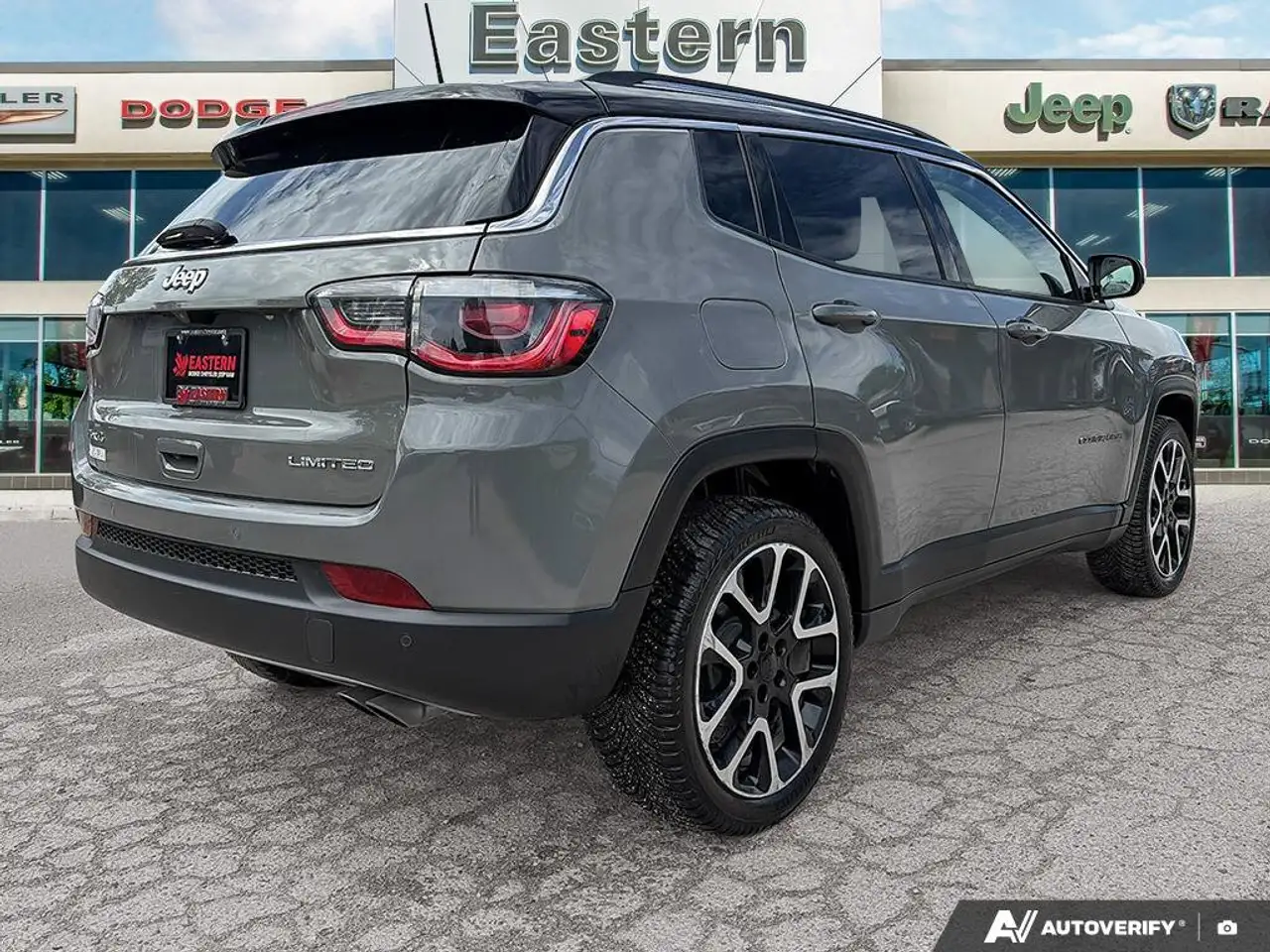 Jeep Compass photo Jeep Compass