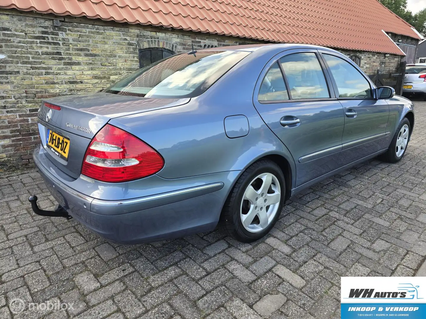 Mercedes-Benz E 200 K. Elegance Blauw - 2