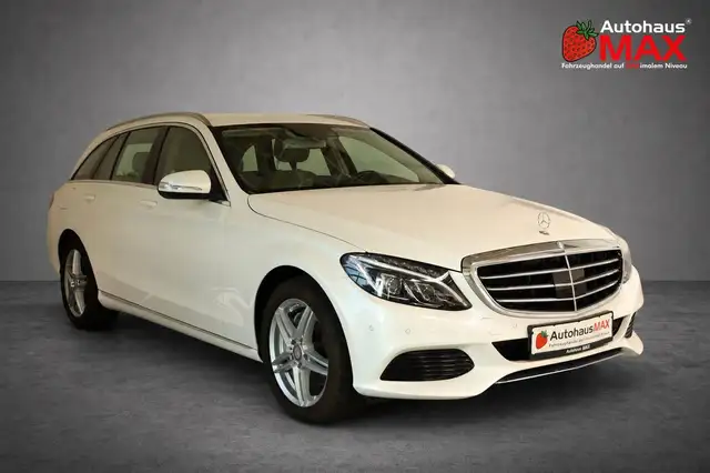 Mercedes-Benz 250 view 8