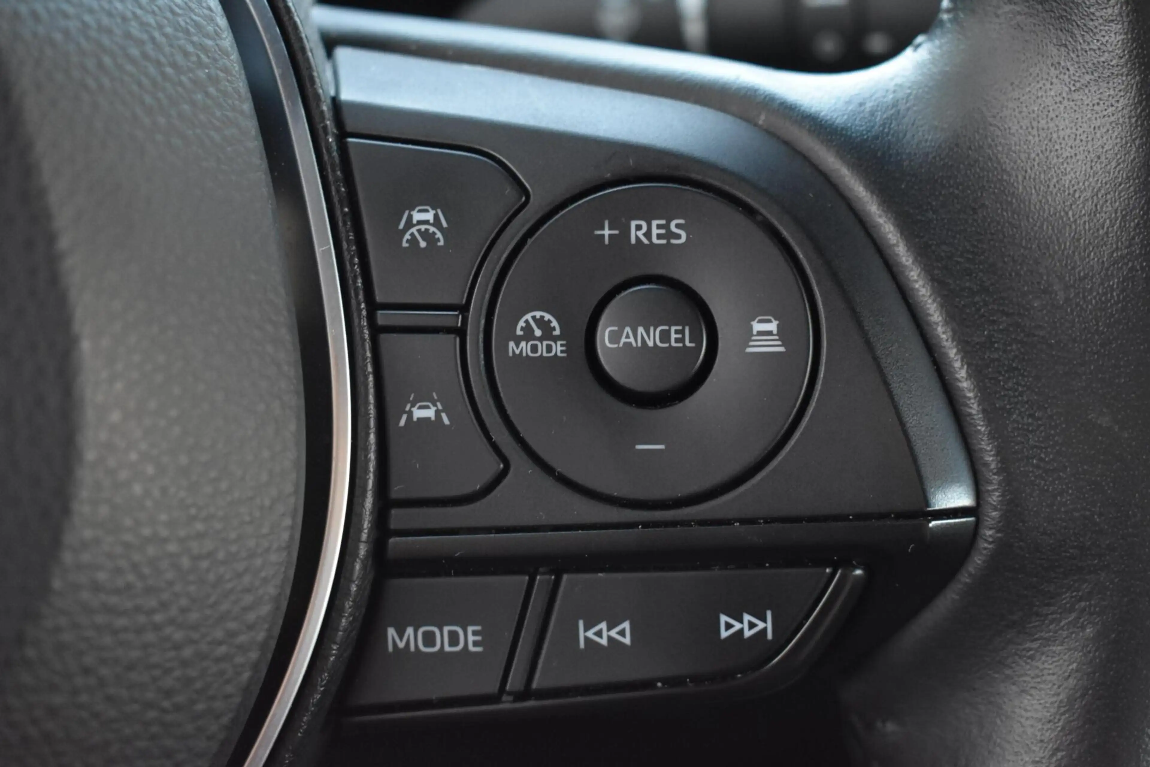 Toyota Corolla Touring Sports Hybrid 140 Active | 18'' LMV | Came — photo 13