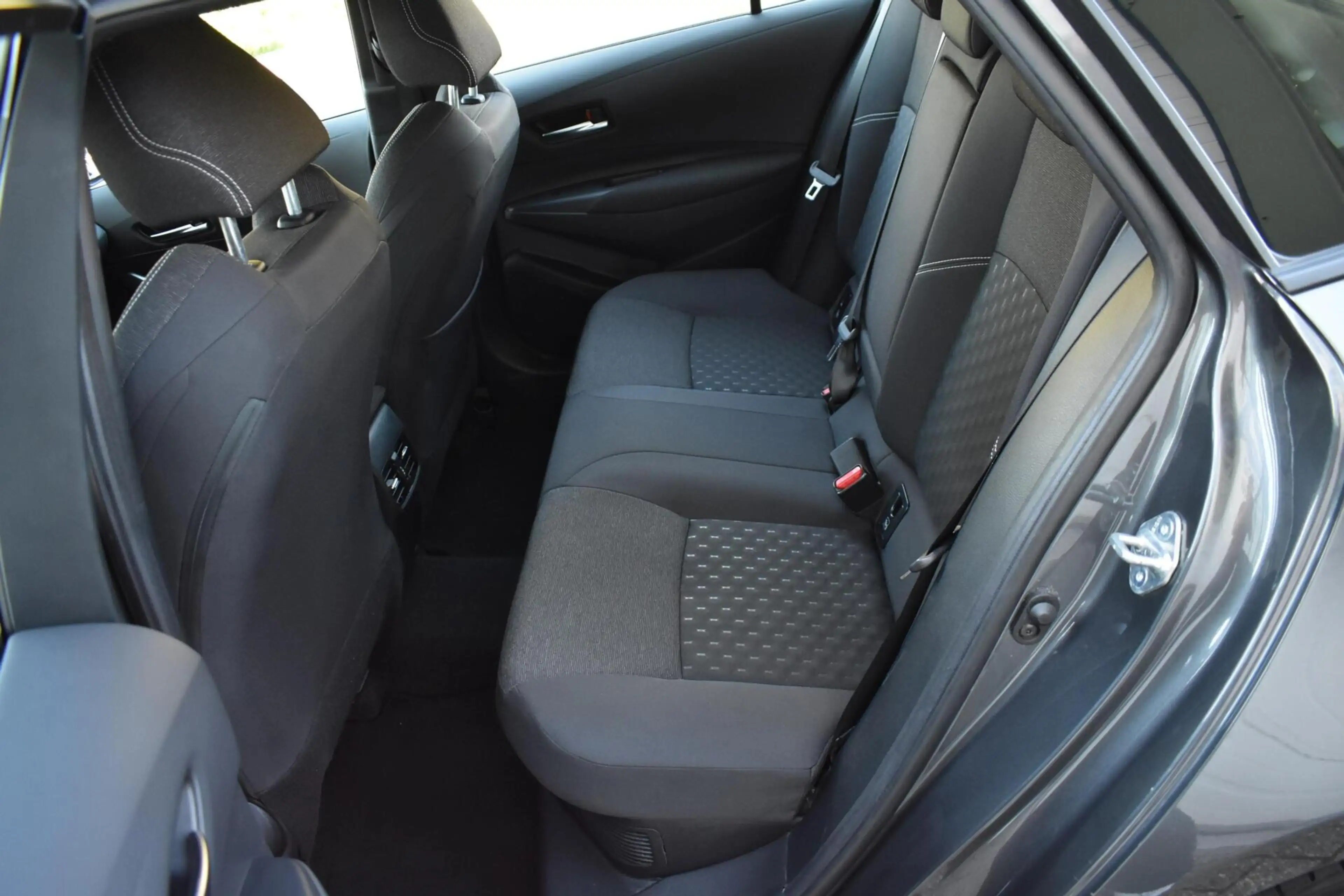 Toyota Corolla Touring Sports Hybrid 140 Active | 18'' LMV | Came — photo 7