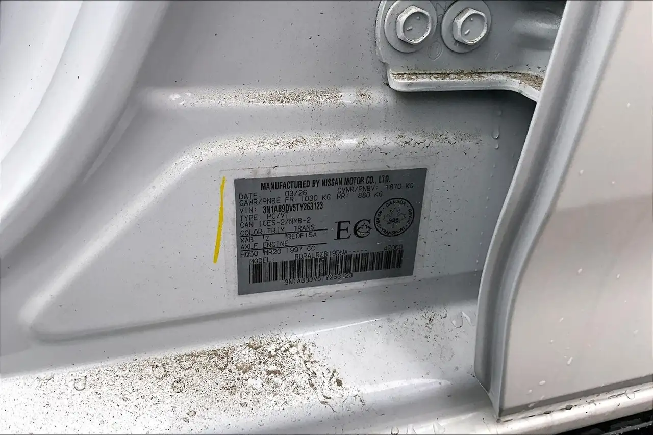 Nissan Sentra снимка Nissan Sentra