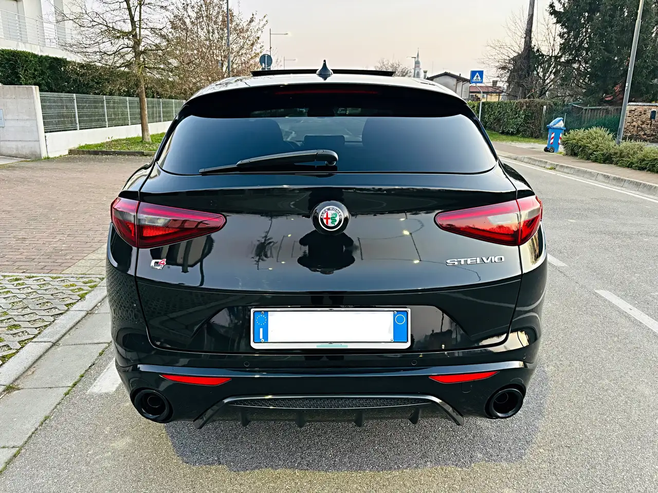 Alfa Romeo Stelvio 2023