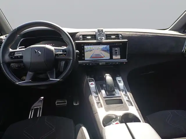 DS Automobiles DS 7 view 11