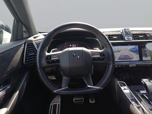 DS Automobiles DS 7 view 14