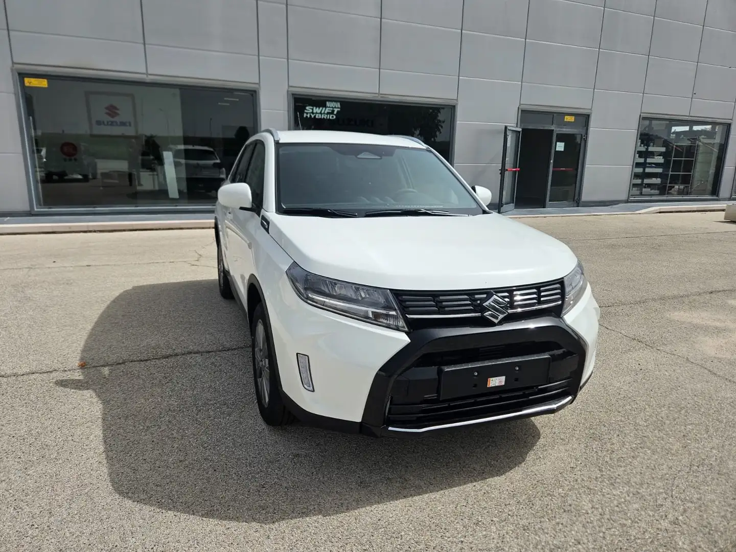 Suzuki Vitara 1.4 Cool + Hybrid 4x4 ALLGRIP Bianco - 1