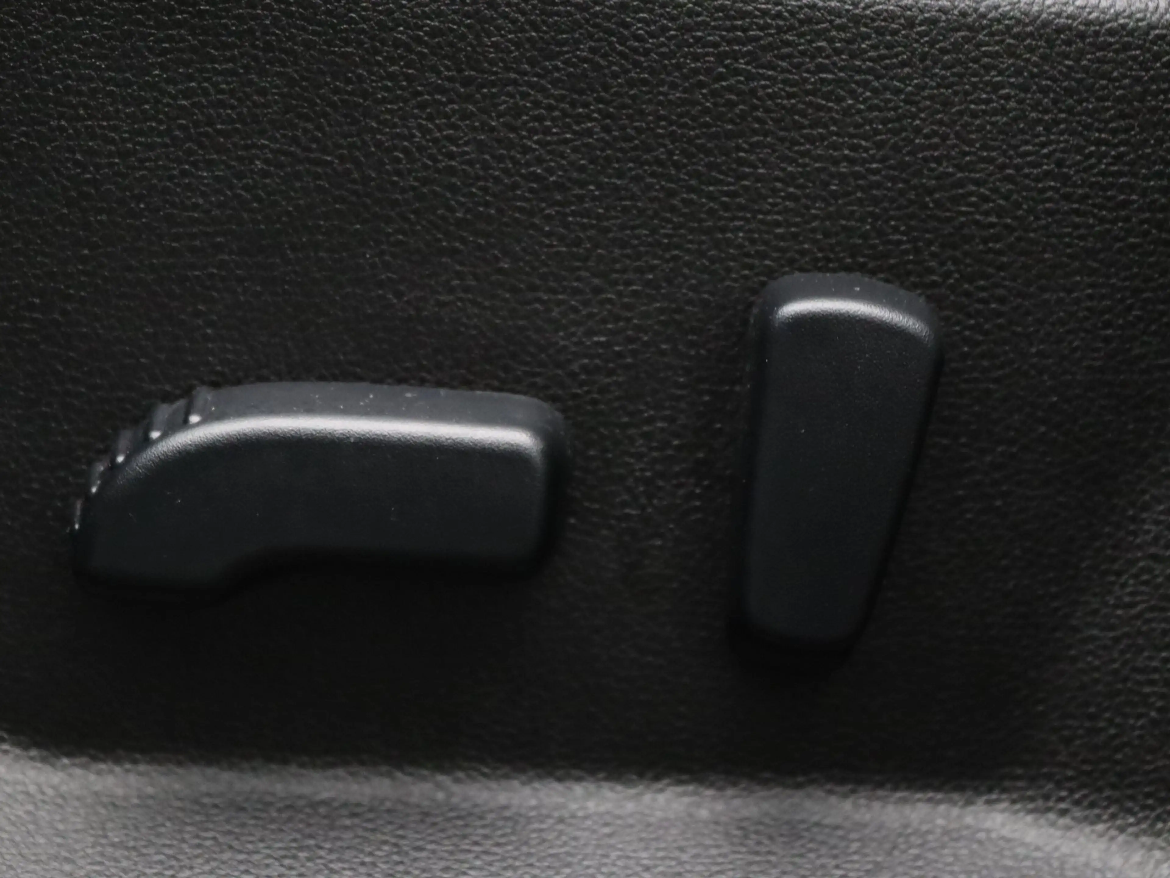 Dacia Bigster 155pk Hybrid Journey Apple Carplay/Android Auto | — photo 21