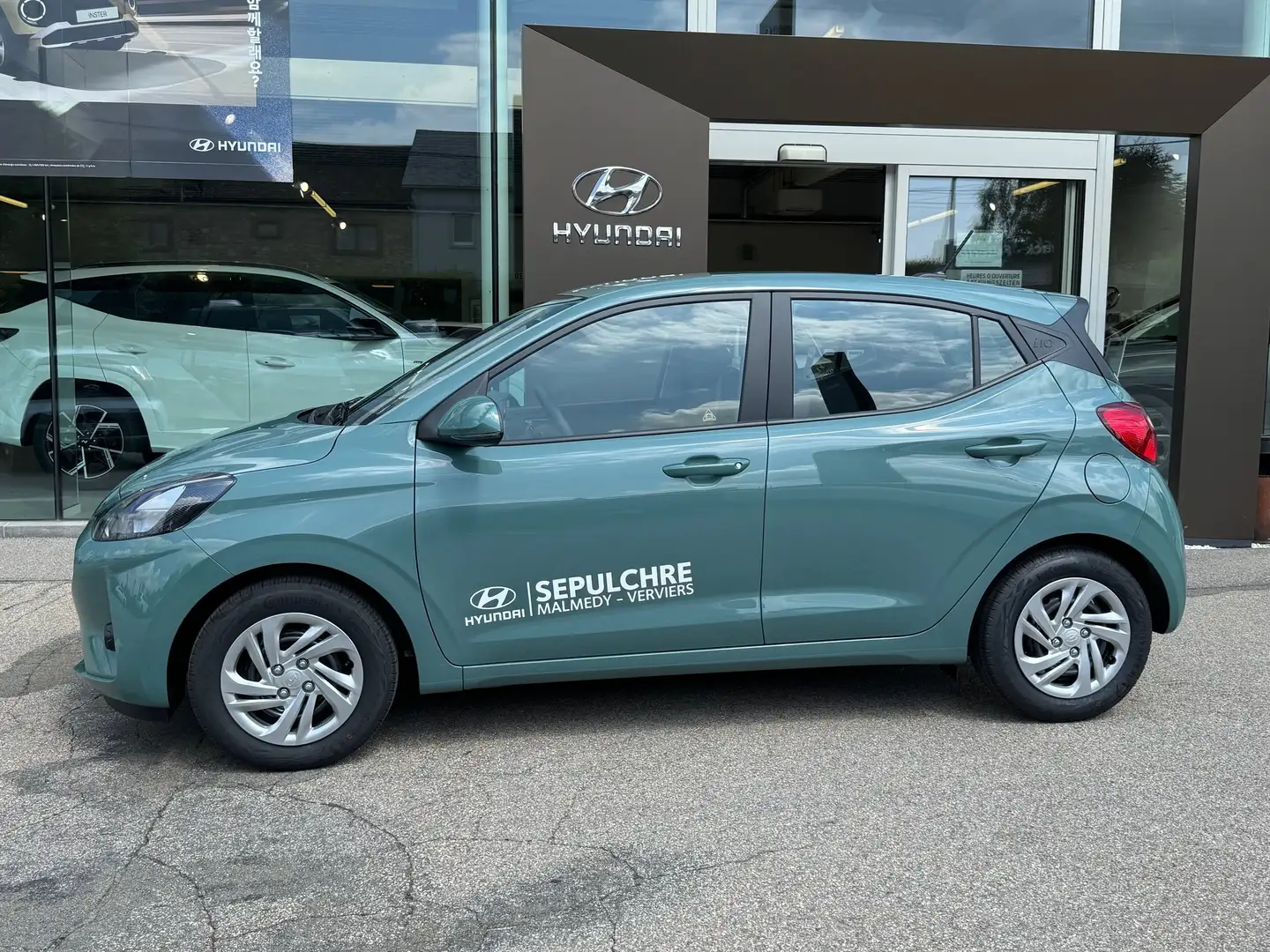 Hyundai i10 Twist 1.0i 63CV M5 Verde - 2