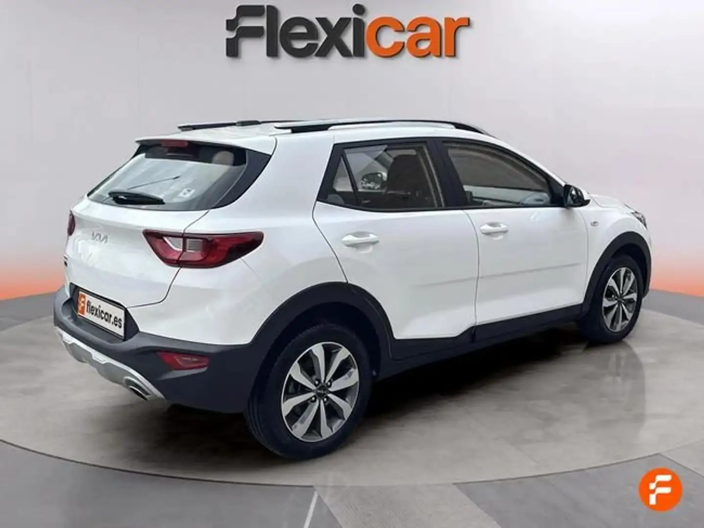 Kia Stonic 1.0 T-GDi 74kW (100CV) MHEV iMT Concept Blanc - 2