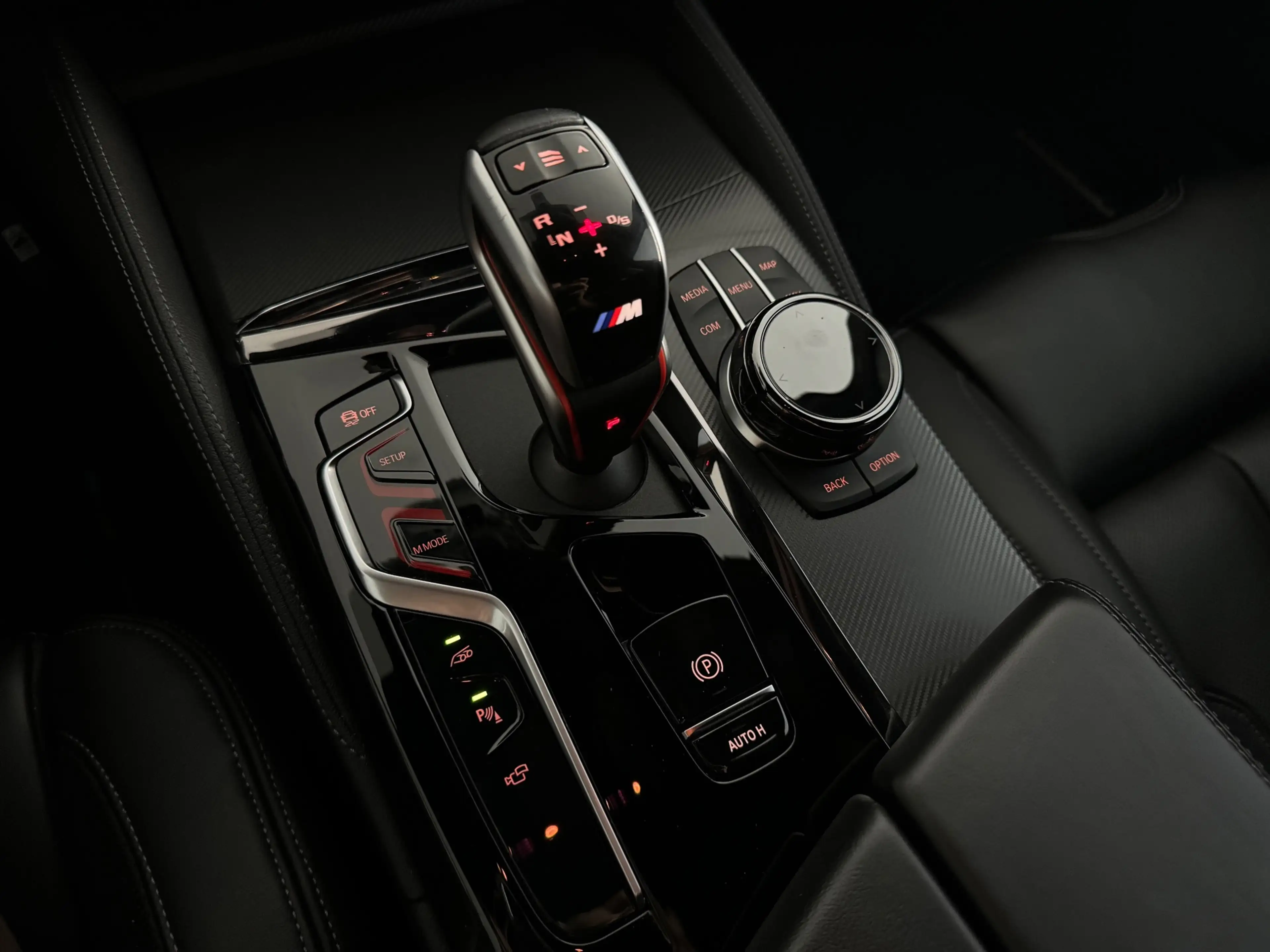 BMW M5 5-serie Competition Akra|Carbon|Ceramic|Softclose| — photo 8