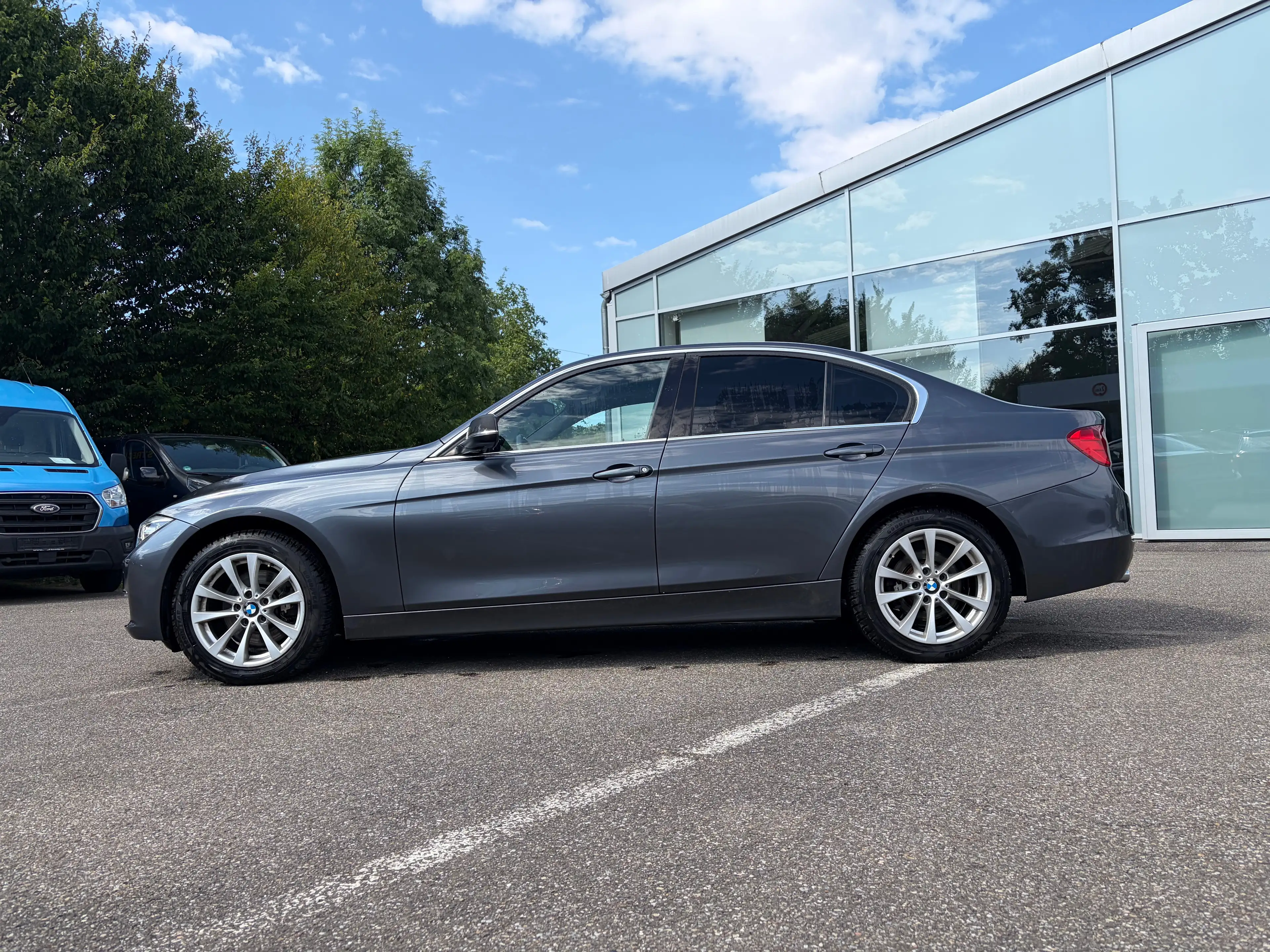 BMW 328 328 i xDrive M-Packet*HU NEU*1.Hand*Leder Braun* — photo 8