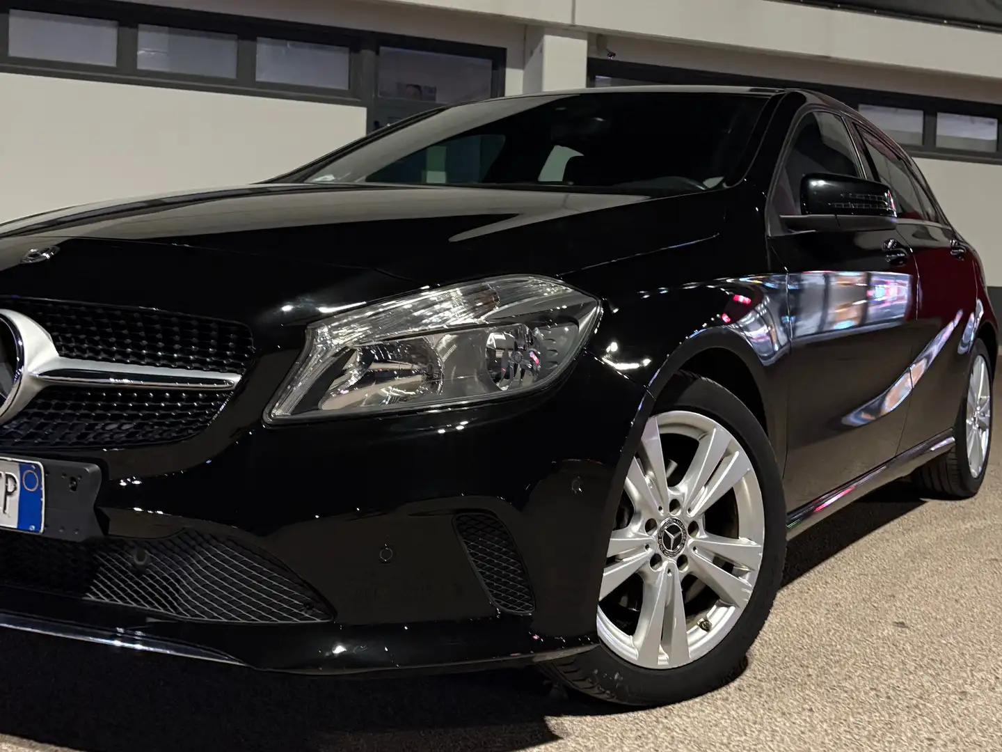 Mercedes-Benz A 200 Sport my1 Fekete - 1