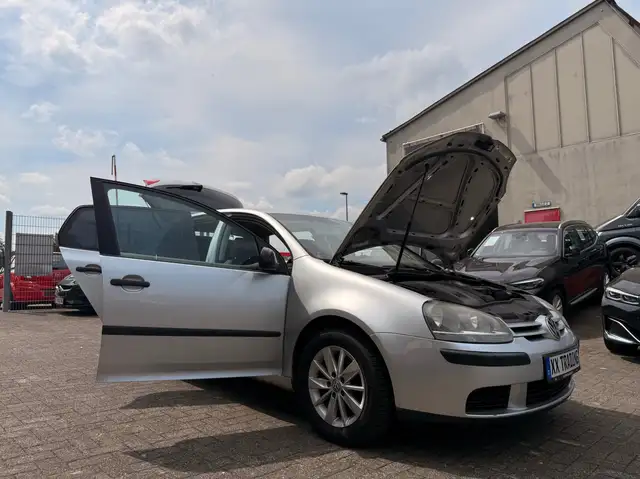 Volkswagen Golf view 12