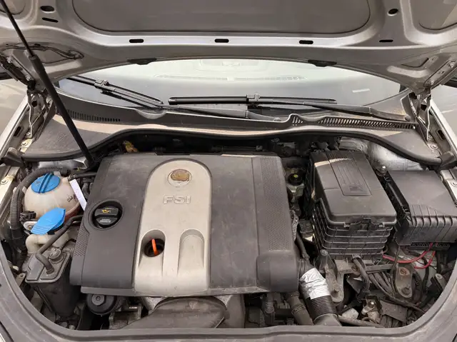 Volkswagen Golf view 11