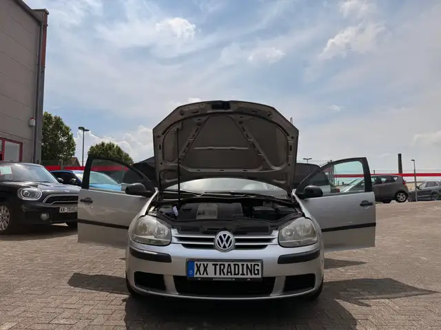 Volkswagen Golf view 10