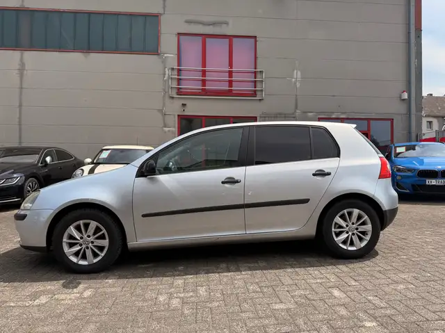 Volkswagen Golf view 8