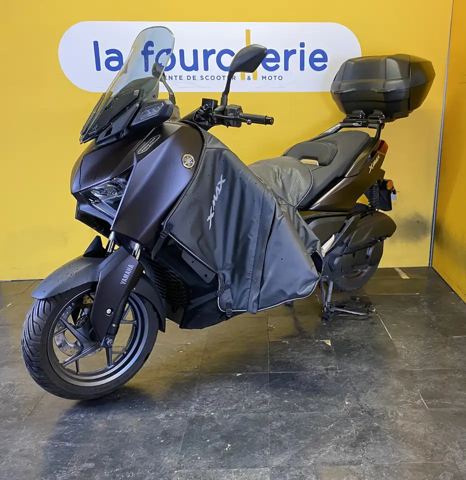 Yamaha X-Max 125
