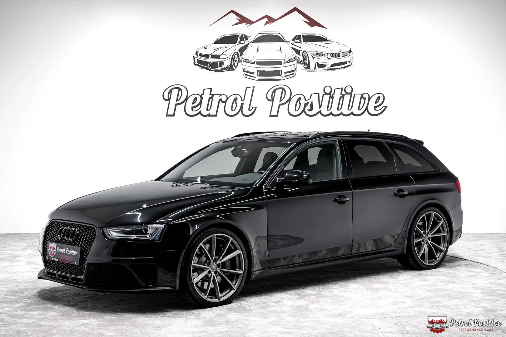 Audi RS4 Avant 4,2 FSI quattro S-tronic PANO*B&O*SONDERLACK Schwarz - 1
