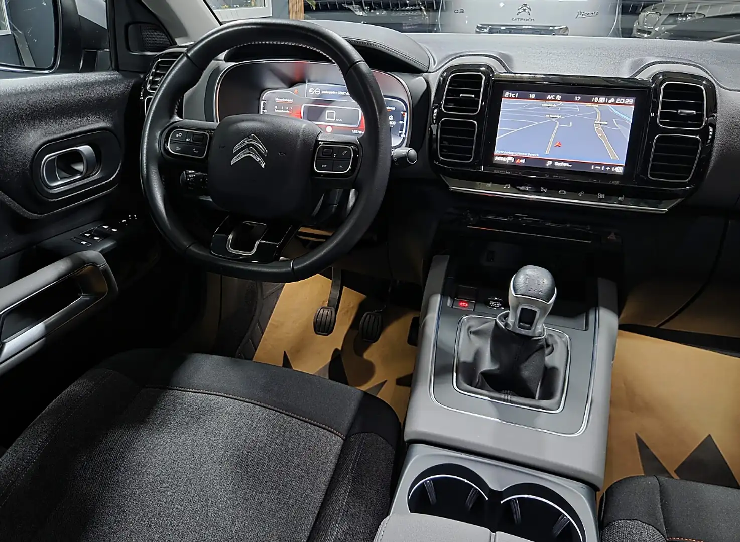 Citroen C5 Aircross BlueHDI 130 S&S Feel Silber - 2