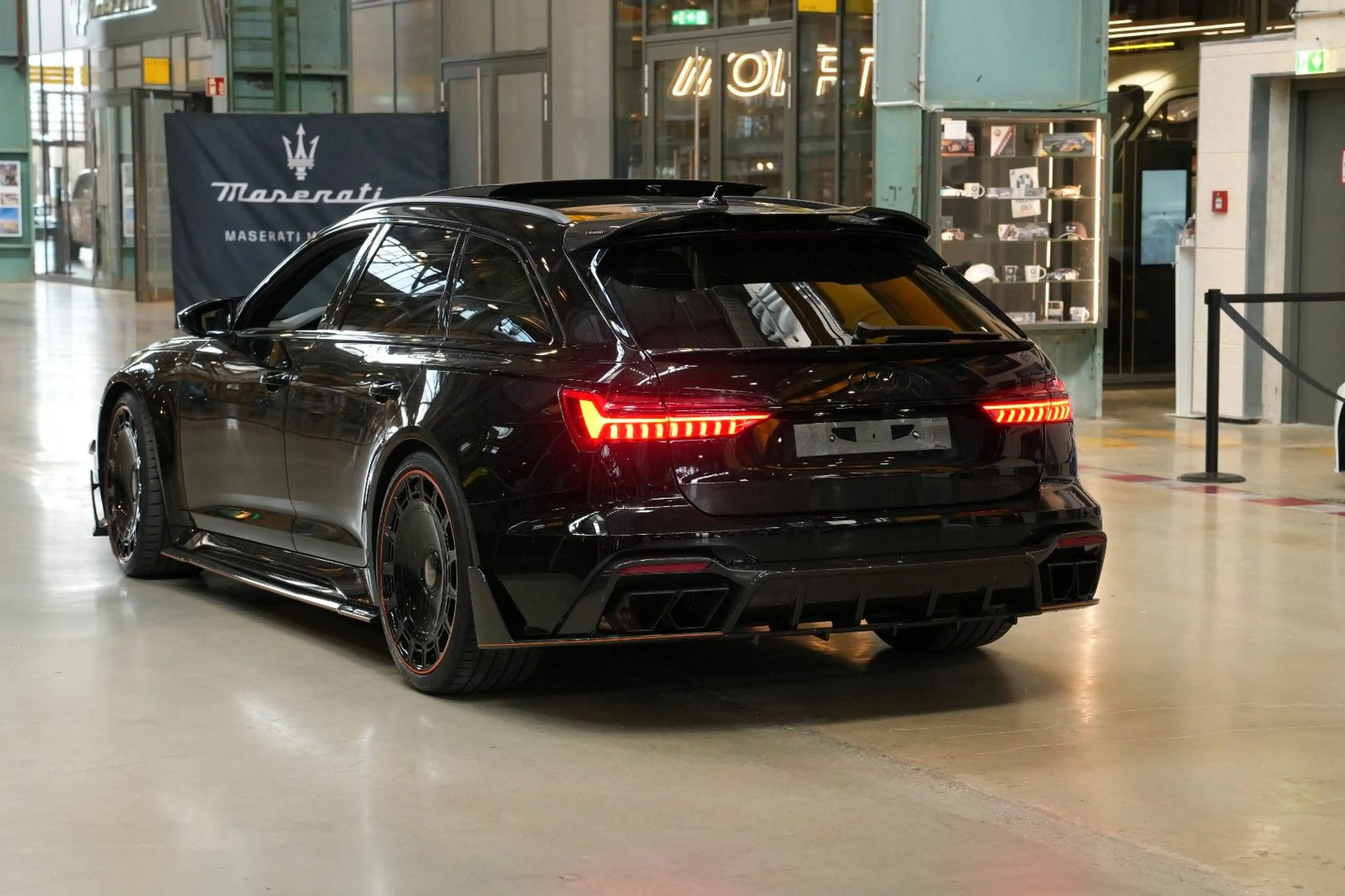 Audi RS6 by Mansory/Full Carbon/WideBody/Ceramic/Pano — photo 6