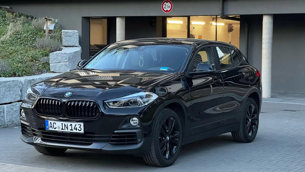 BMW X2