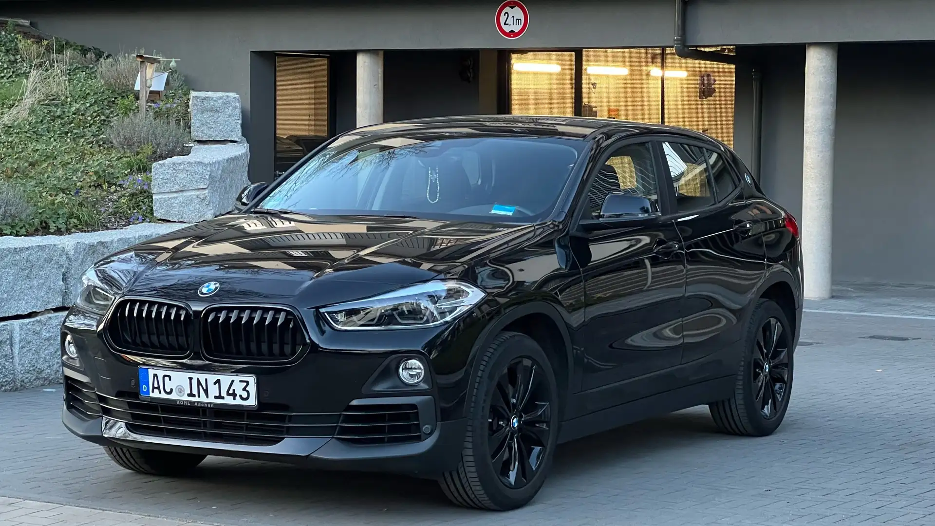 BMW X2 sDrive18i - 1