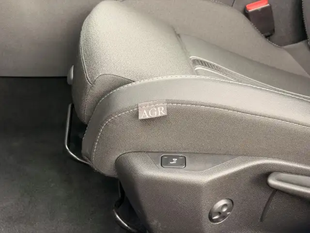 Opel Astra view 10