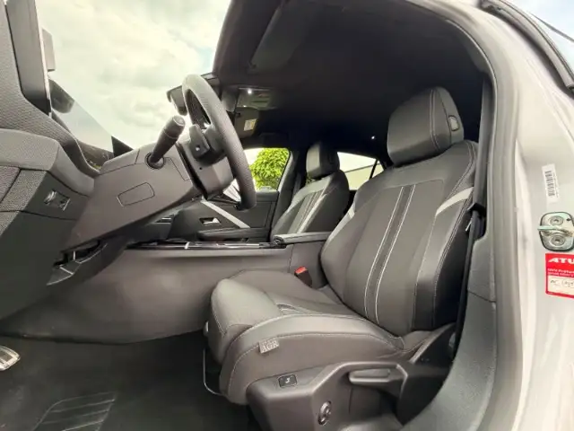 Opel Astra view 9