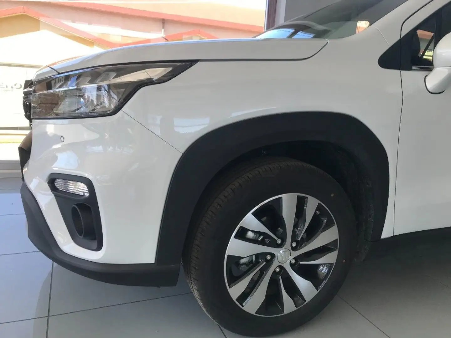 Suzuki S-Cross 1.4 Hybrid Top+ 2WD NUOVO DA IMMATRICOLARE Bianco - 2