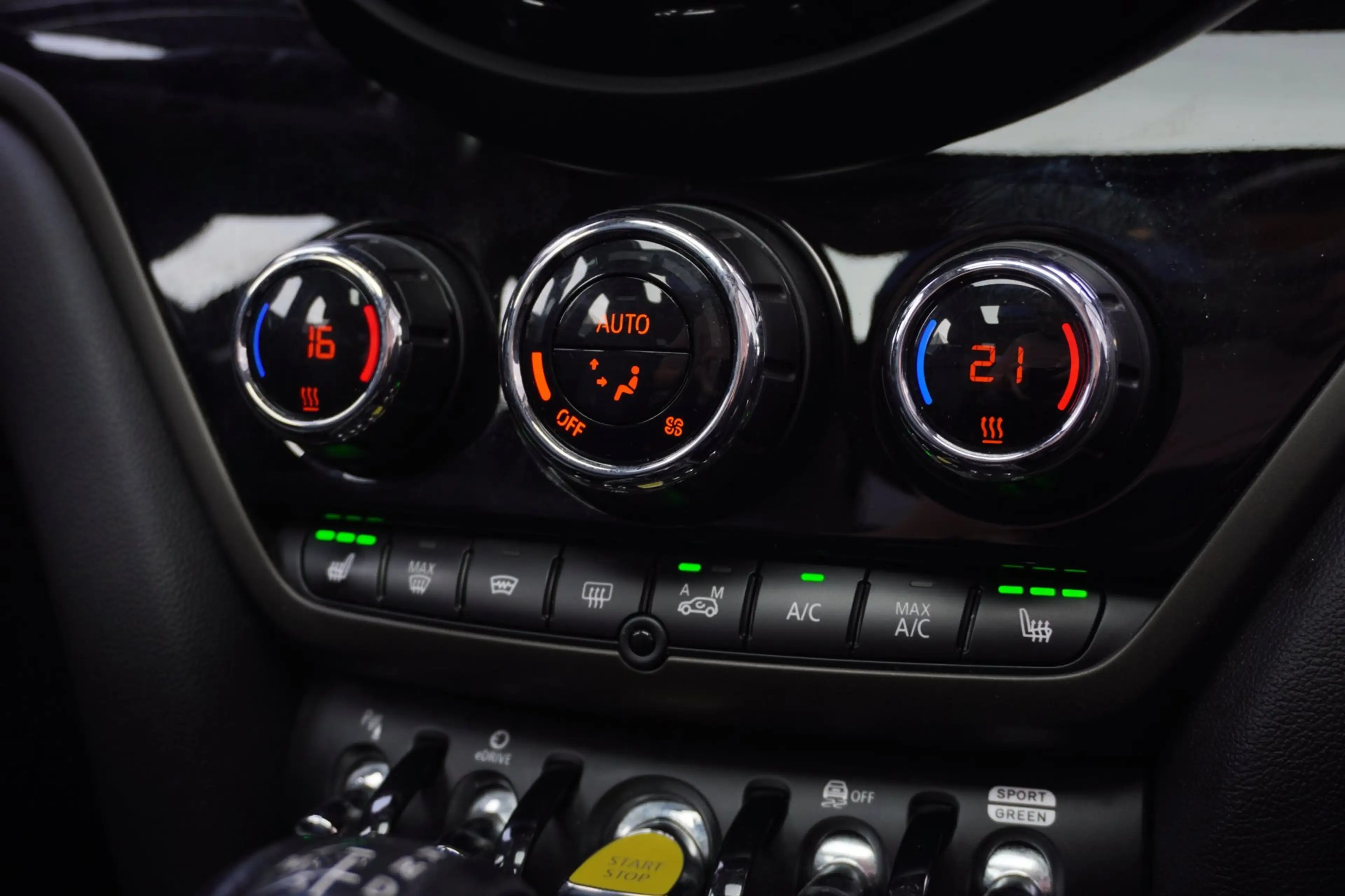 MINI Cooper SE Countryman 1.5 ALL4 Chili Automaat | Navigatie | CarPlay | Pl — photo 32