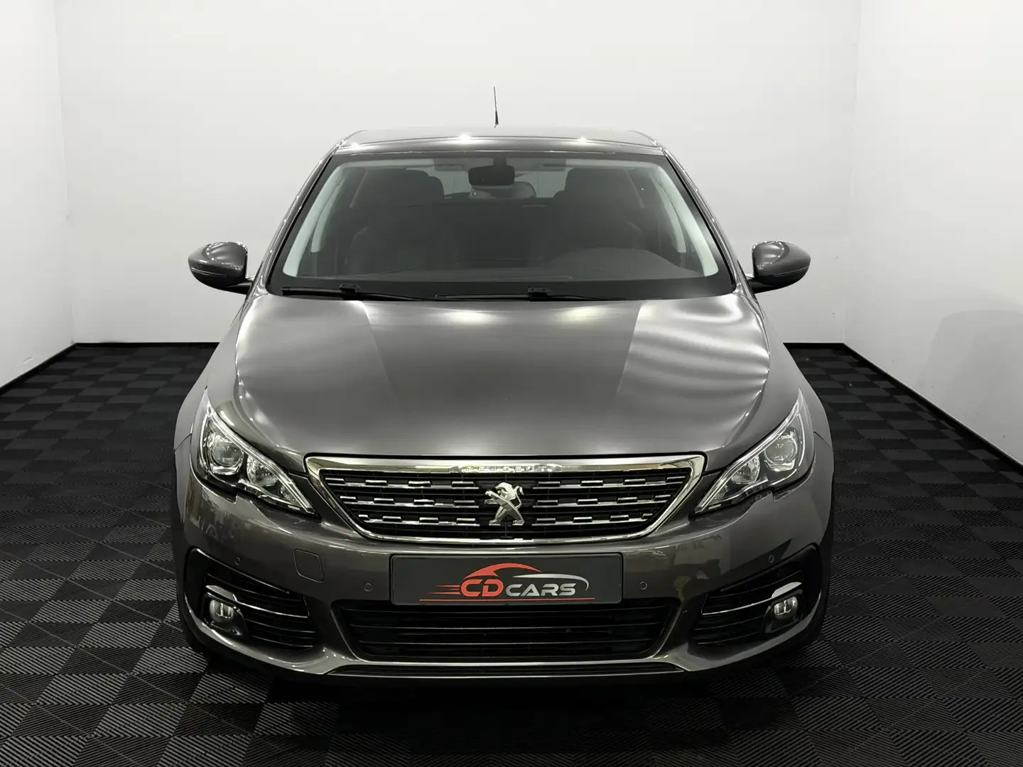 Peugeot 308 1.2 PureTech Tech Edition Half leder, Navi, Parkee Gris - 2