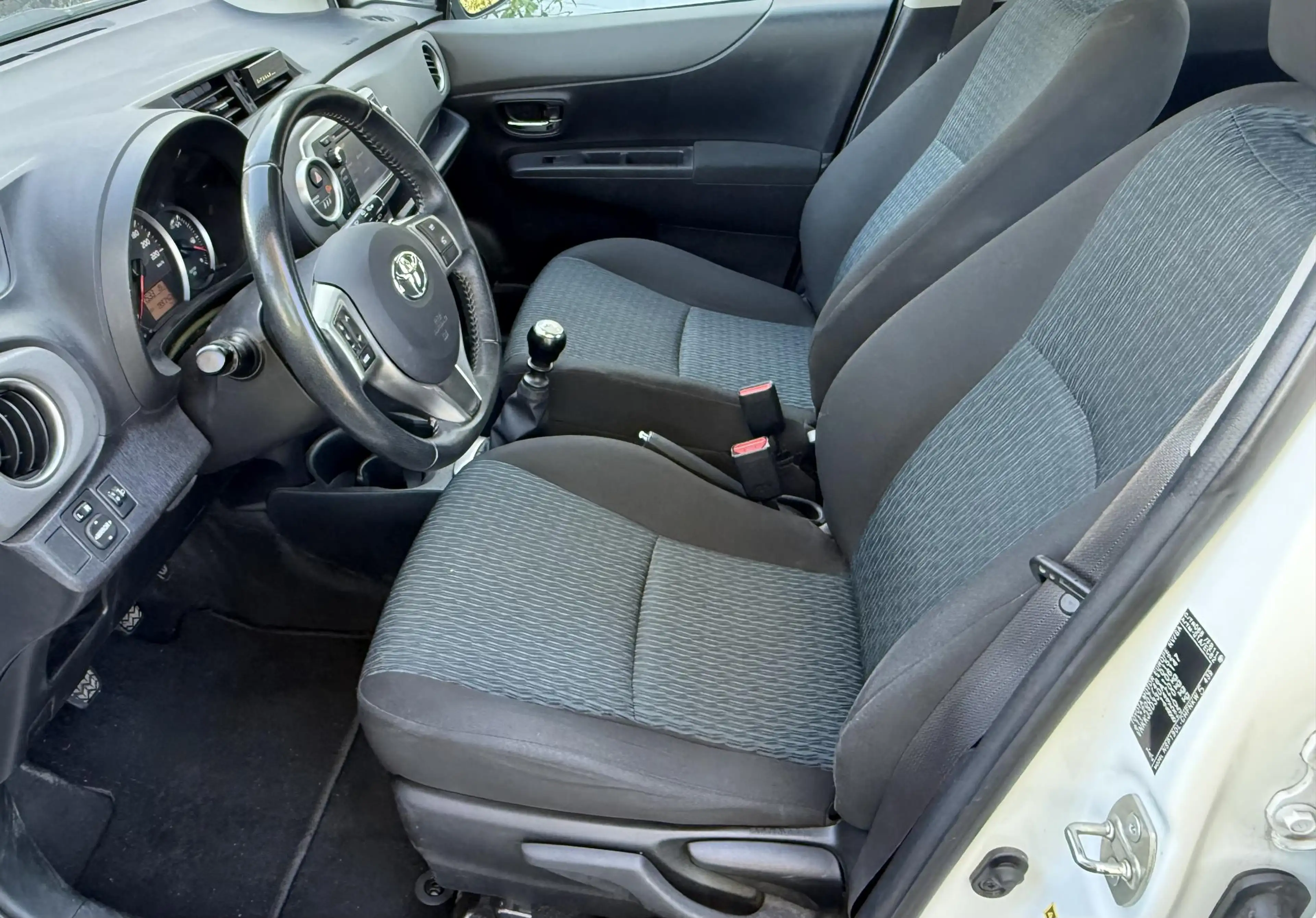 Toyota Yaris 1.3 VVT-i Aspiration | Camera | Trekhaak | Connect — photo 11