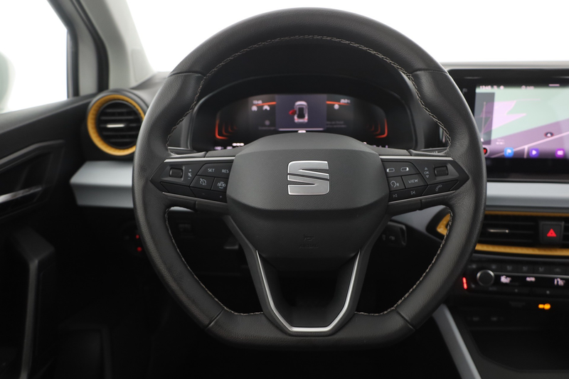 SEAT Arona 1.0 TSI DSG Style LED Navi Sitzheizung DAB — photo 14